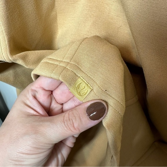Lululemon Gathered Waist Crew Pullover Sweatshirt In Tan - Picture 3 of 5
